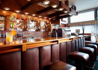 bar-2